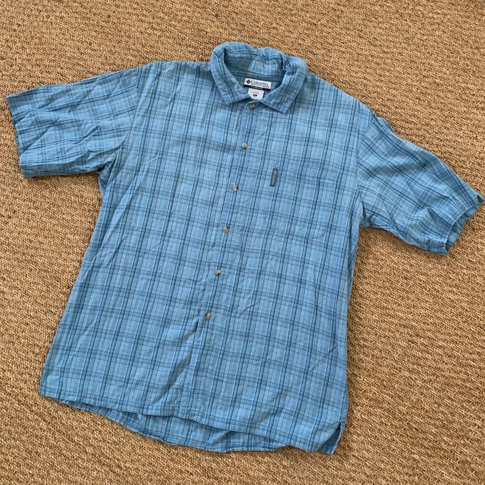 Columbia Button Down Short Sleeve Shirt XL